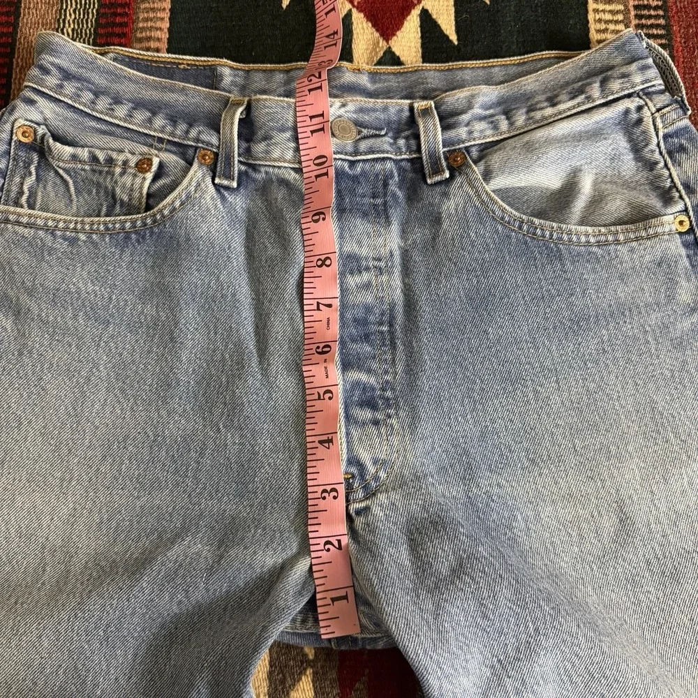 Vintage 90s Levi's 501XX Jeans Sz 32x32 Blue Straight Leg Button Fly Grunge